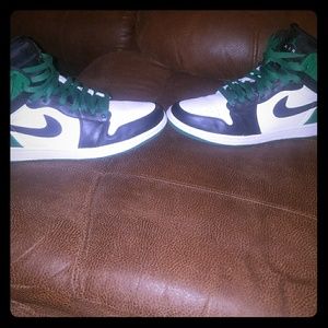 Retro number 1 Jordan Celtic green